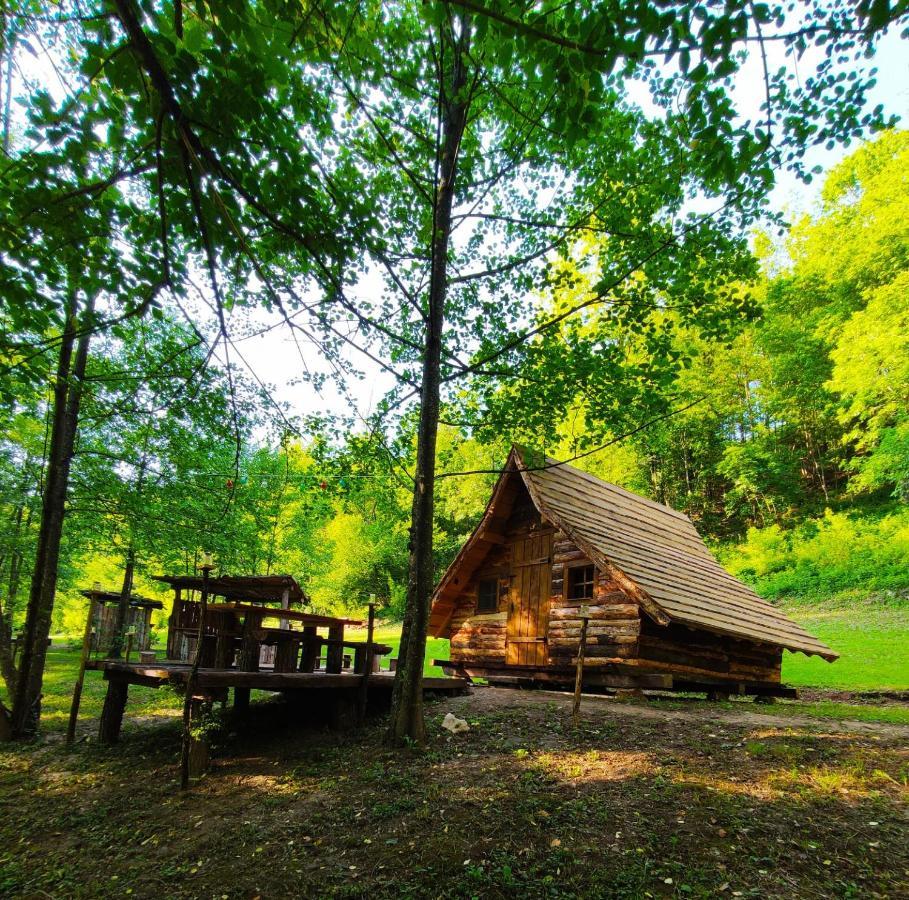 Kolibe - Robinson Camp Kupa Hotel Netretic ภายนอก รูปภาพ